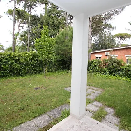 Villini A Schiera Βίλα